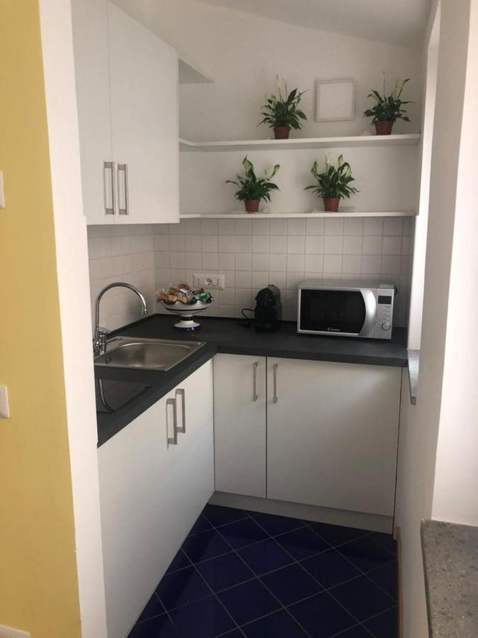 William Apt Sorrento Ngoại thất bức ảnh